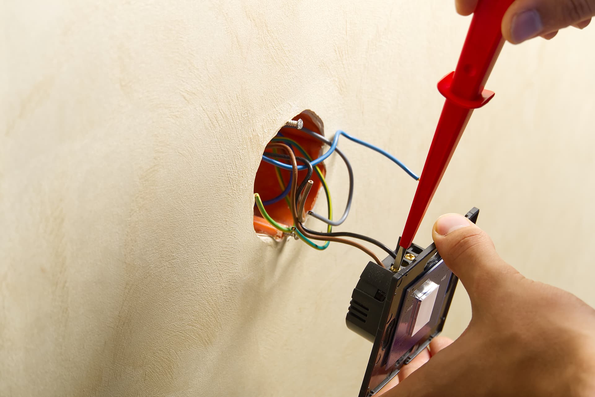 Are Your Electricians Qualified and Insured? What to Check Before Work Starts